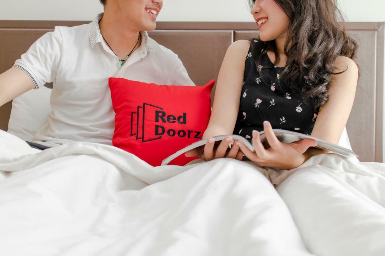 Reddoorz Plus Near Mien Tay Bus Station 2 Ho Chi Minh-byen Eksteriør bilde